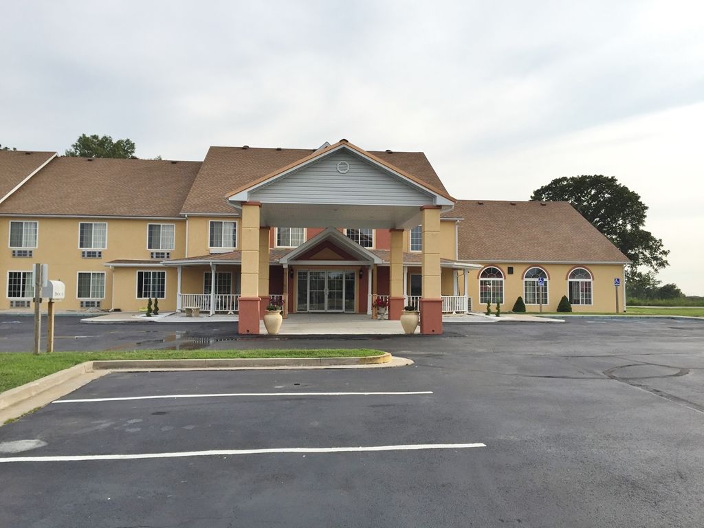 Super 8 By Wyndham Lake Of The Ozarks Eldon Zewnętrze zdjęcie